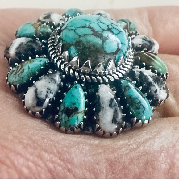 Blue Moon Turquoise and White Buffalo Gemstone Ring in Sterling Silver Sz 7 NWT - Picture 2 of 7